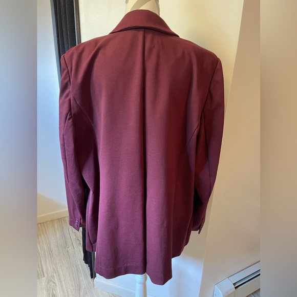 Lane Bryant: One Button Blazer - Picture 8 of 8